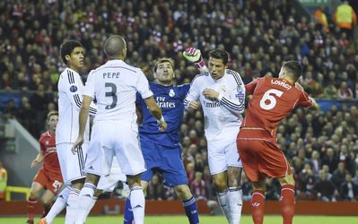 رکورد شکنی کاسیاس در لیگ قهرمانان / ایکر مقدس در کنار ژاوی