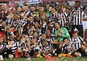 جشن بازیکنان یوونتوس|یوونتوس 2 - 1 لاتزیو / فینال جام حذفی