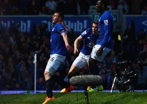 شادی بازیکن اورتون|اورتون 3 - 0 منچستر یونایتد / لیگ جزیره