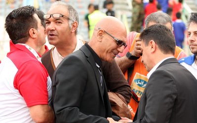 جواد رستم‌زاده | و حالا قلعه‌نویی در حوالی مشهد!