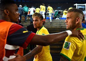 ساموئل اتوئو - دانیل آلوز|برزیل 4-1 کامرون /مرحله گروهی جام جهانی