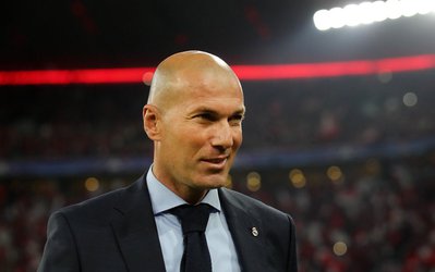 چه خوش شانس است زیدان