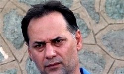 نامجومطلق: از اینکه برخی افراد مشکل‌دار می‌توانند در لیگ یک کار کنند، سردر نمی‌آورم