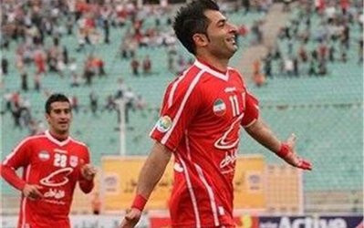 خواهش محمد ابراهیمی: از هواداران تراکتور تقاضا دارم به ورزشگاه بیایند و ما را تنها نگذارند