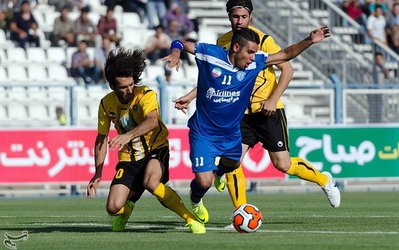 لیگ برتر | حاشیه استقلال - گسترش / دسته گل نظری برای قلعه‌نویی