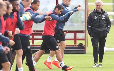 زلزله در اولدترافورد؛ یازده بازیکن در لیست سیاه مورینیو