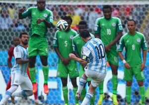 لیونل مسی|لحطه به ثمر رسیدن گل آرژانتین توسط مسی.