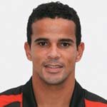 برونو منزِس سوارز/آتلتیکو پاراننزه /برزیل / باشگاهی / مردان (800)/42