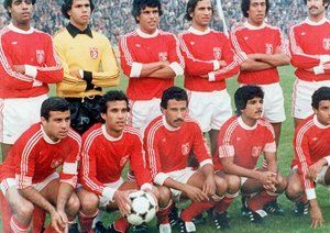 جان جهانی 1978|2 ژوئن 1978، تیم ملی تونس، برابر گروهی از عکاسان پیش از دیدار برابر مکزیک در ورزشگاه روساریو در آرژانتین. (از چپ به راست ردیف ایستاده)، محسن جاندوبی، مختار نایلی، حمدی آگربی، مختار دوئیب، علی کعبی و خالد قاسمی. (از چپ به راست ردیف جلو)، تمیم لحظامی، روف بن عزیزا، علی اکید، ترک دیاب و نجیب غمید.. تونس 3-1 به پیروزی رسید.