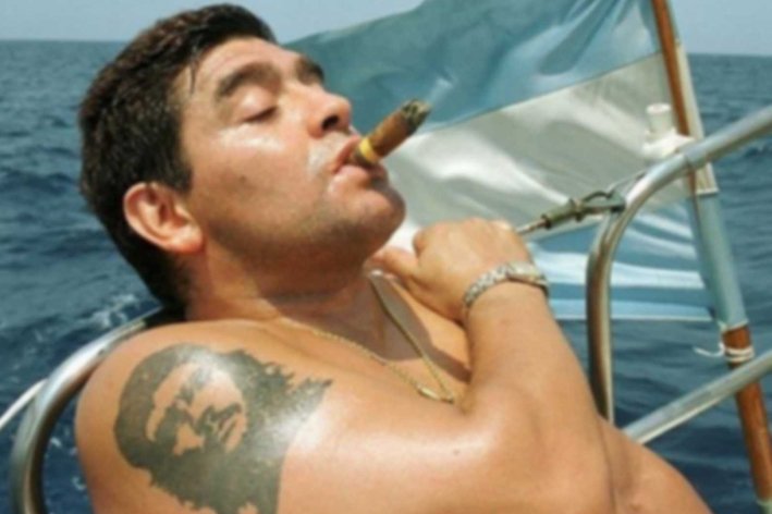 Diego Maradona #2.jpg