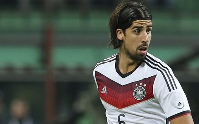 فرانتس بکن بائر: سامی خدیرا در حد شالکه نیست