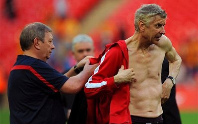 ونگر در جشن قهرمانی آرسنال سوژه رسانه‌ها+عکس