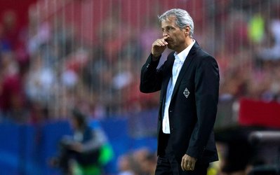 لوسین فاوره، سرمربی گلادباخ استعفا داد