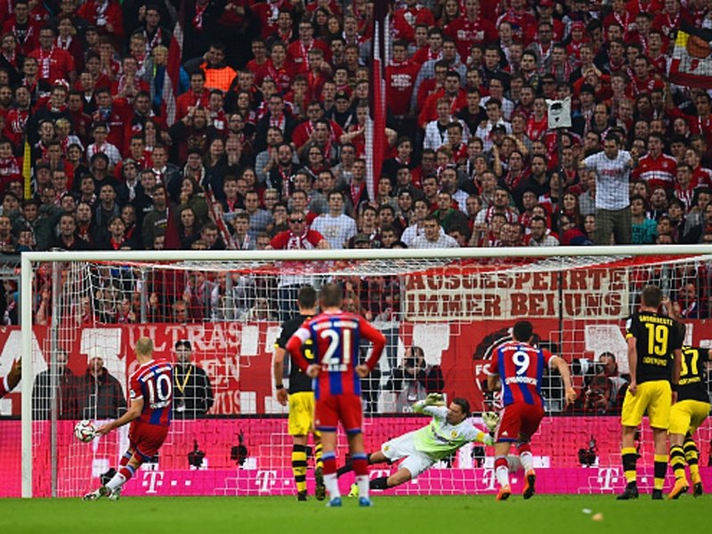 Robben - Penalty (Bayern - Dortmund) (10).jpg