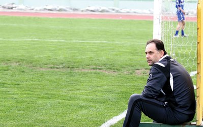 نامجو مطلق: برای مشکل مالیاتم به باشگاه رفته بودم / دادن قول قهرمانی دور از عقل است