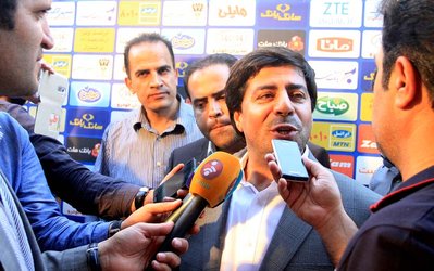 نژادفلاح: از وقتی به پرسپولیس آمدم حقوق هفتگی بازیکنان منظم پرداخت شد / خيالم از ماندن در پرسپوليس راحت شد!