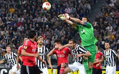 بوفون: می‌خواهم در جام‌جهانی روسیه هم به میدان بروم