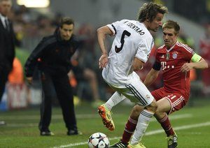 کوئنترائو - فیلیپ لام|دو دفاع کناری با سرعت دو تیم رو در روی هم