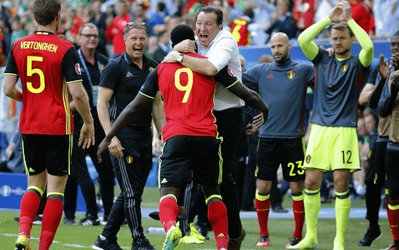 هشدار ویلموتس به بازیکنانش درباره زلاتان