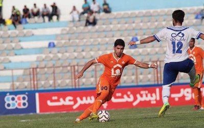 حاتمی: امیدوارم نقشی در خروج پرسپولیس از بحران داشته باشم / پرداخت پول از جیب‌ام برای دریافت رضایت‌نامه را تکذیب می‌کنم