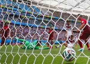 مولر|لحظه باز شدن دروازه پرتغال توسط مولر .