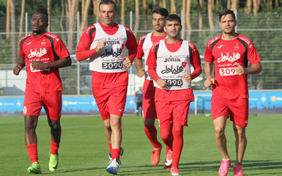 بازیکنان پرسپولیس به یک دلیل خواهان لغو داربی هستند/بدن ها زیر شلاق مارکو