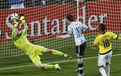 مسی: خیلی بد است که در تیم ملی گل نمی‌زنم