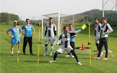 احمدی: جام جهانی را سخت بگیریم بر ما سخت می‌گذرد