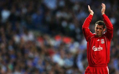 جیمی کاراگِر: حرکتِ بازیکنان چلسی به سمت ایبراهیموویچ بعد از اخراج این بازیکن مایه رسوایی بود