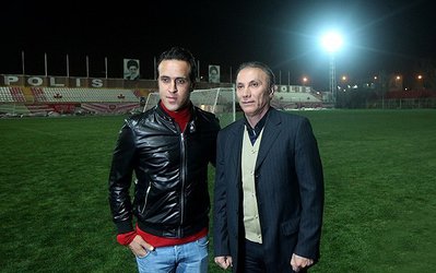 حاشیه‌های تمرین پرسپولیس | کریمی در تمرین پرسپولیس پا به توپ شد