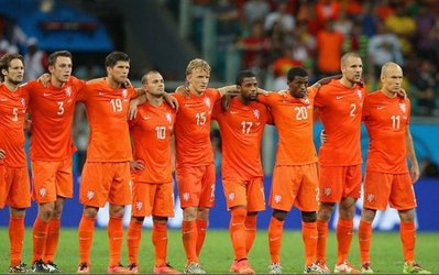 گزارش تصویری از صعود لاله‌ها پس از غلبه بر کاستاریکا