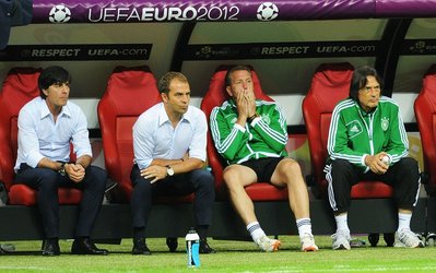 چرا آلمان‌ها به دنبال لغو بازی با هلند هستند؟ / شاگردان یواخیم لو ترسیده‌اند؟