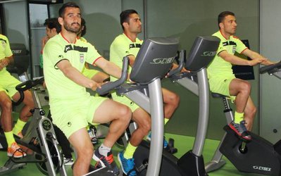 دو بمب نقل و انتقالات در جیب منصوریان