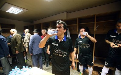 عزیزی: کی‌روش می‌داند منتقدانش منتظرند تا نتیجه نگیرد/ دژاگه بهترین بازیکن تیم ملی است