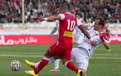 لیگ برتر | تساوی تراکتورسازی و پرسپولیس در نیمه اول