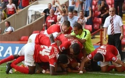 لیگ چمپیونشیپ | ولوورهمپتون 2 - چارلتون 1 / شکست چارلتون در غیاب قوچاننژاد