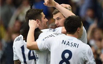 منچسترسیتی با پیروزی در خانه اورتون صدرنشین شد