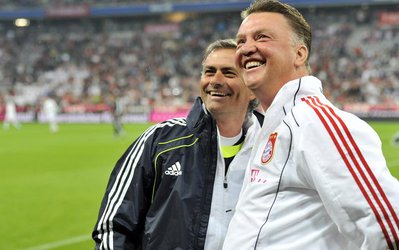 مورینیو بلاگ | آقای خاص بهترینهای جام را انتخاب کرد : فان خال بهترین مربی