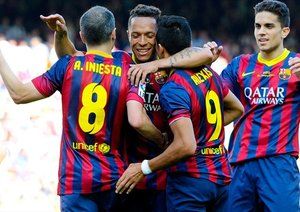 بارسلونا|خوشحالی بازیکنان بارسا بعد از گلزنی سانچز