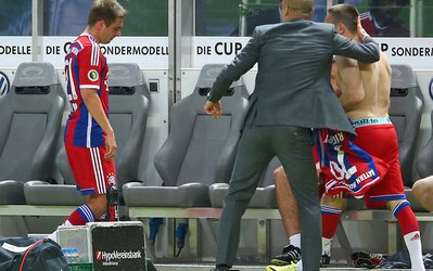 مصدومیت لام مقابل دورتموند / لو نظاره‌گر مصدومیت کاپیتان تیم ملی آلمان