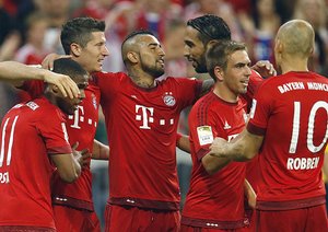 شادی بازیکنان بایرن|بایرن مونیخ 5 - 0 هامبورگ / بوندسلیگای آلمان