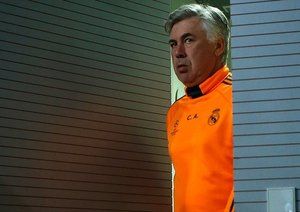 نشست مطبوعاتی سرمربی رئال پیش از فینال لیگ قهرمانان اروپا|کارلو آنجلوتی در کنفرانس مطبوعاتی پیش از دیدار تیمش برابر اتلتیکو مادرید در فینال لیگ قهرمانان اروپا با خبرنگاران دیدار می کند.