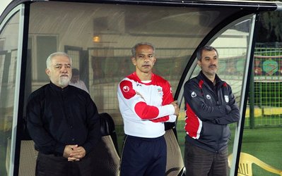 خاکپور در کلاس‌های A آسیا شرکت کرده است/ او با هماهنگی کفاشیان به آمریکا رفت