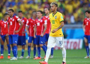 نیمار|نیمار ، در حال آماده شدن برای زدن ضربه پنالتی.