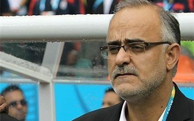 نبی: لغو اردوی تیم ملی فوتبال در آفریقای جنوبی بسیار بعید است