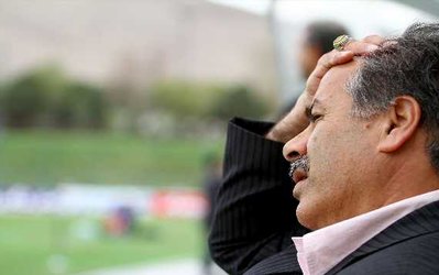 منصور ابراهیم‌زاده عزادار شد