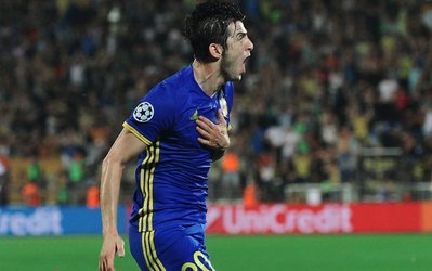 از تماس ونگر تا علاقمندی دستیاران کلوپ/ سردار می خواهد در روستوف بماند