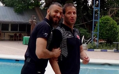 مکانی: هر کس به بنگر توهین کند به من توهین کرده است / به خاطر روزهای پر فراز و نشیب باید پشت هم باشیم