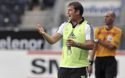 سرمربی اوساسونا اخراج شد