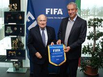 وصال روحانی | بهره‌های ماندن سپ‌بلاتر برای ایران